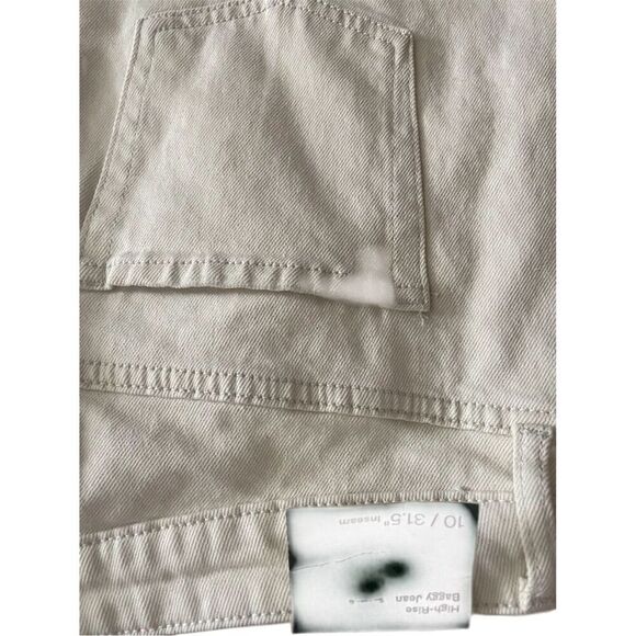Wild Fable Women's Boyfriend Distressed Jeans Beige Medium - Picture 7 of 9
